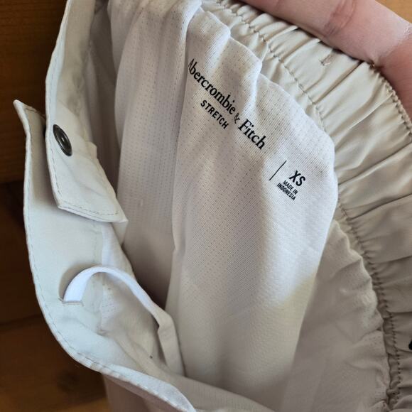 Abercrombie & Fitch Stretch Resort Short Light Khaki Lined Elastic Back XS - Picture 5 of 5